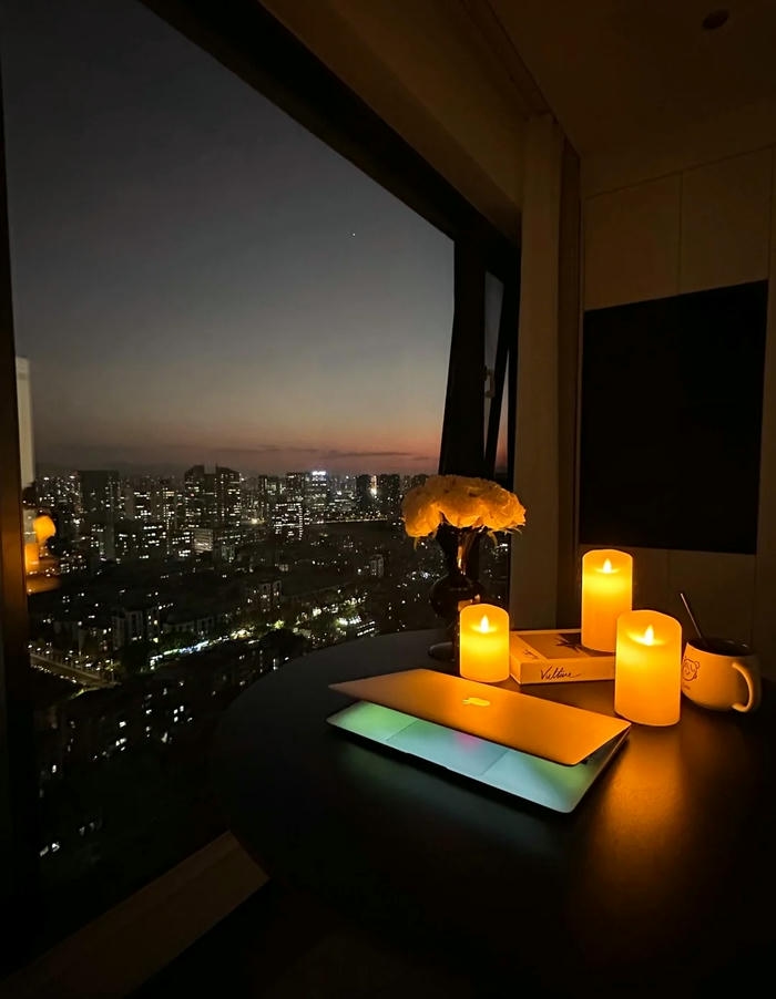ảnh thành phố về đêm buồn