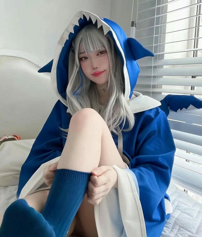 cosplay gura hijab