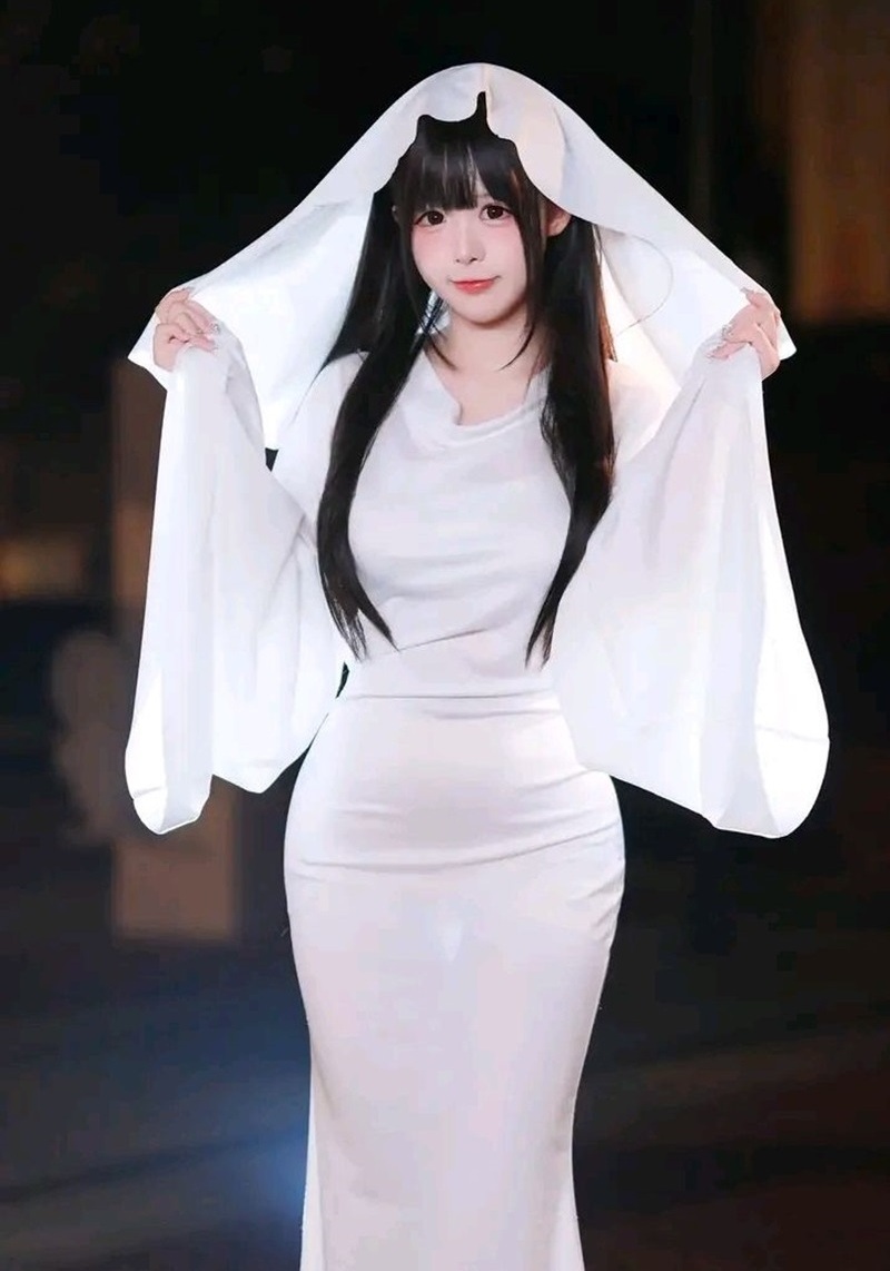 cosplay ma chào hàng