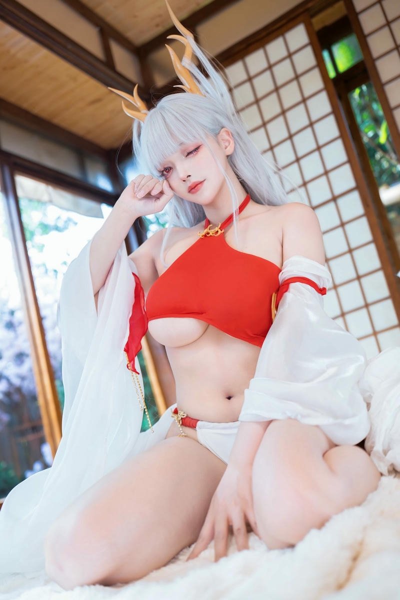 ảnh cosplay anime nữ gợi cảm