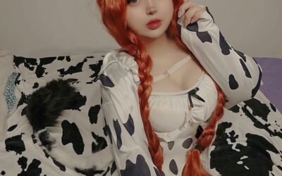 ảnh cosplay bò sữa dễ thương