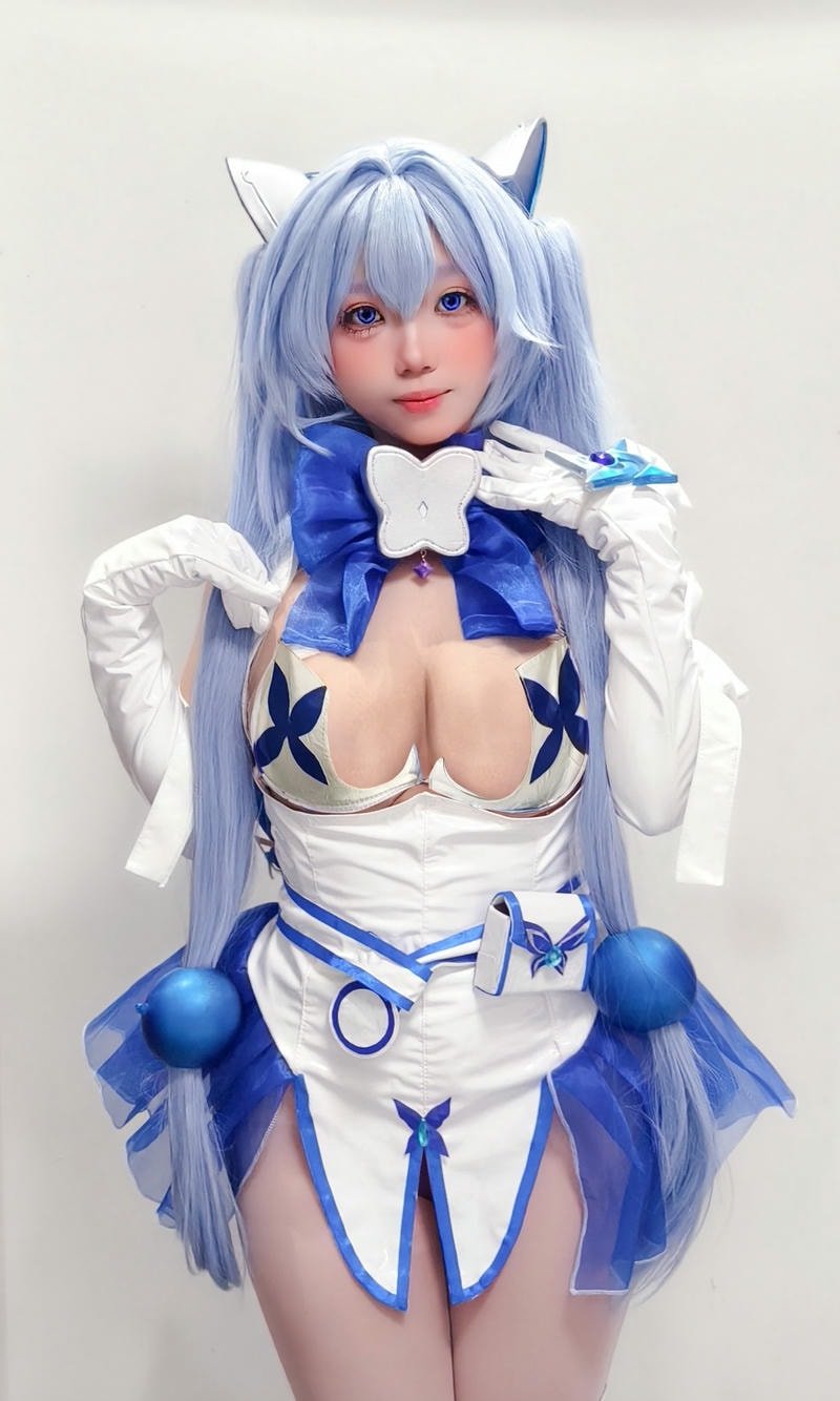 ảnh cosplay châu á khiêu gơi