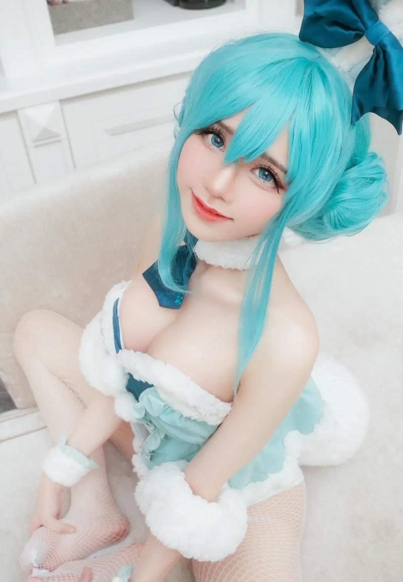ảnh cosplay miku khiêu dâm