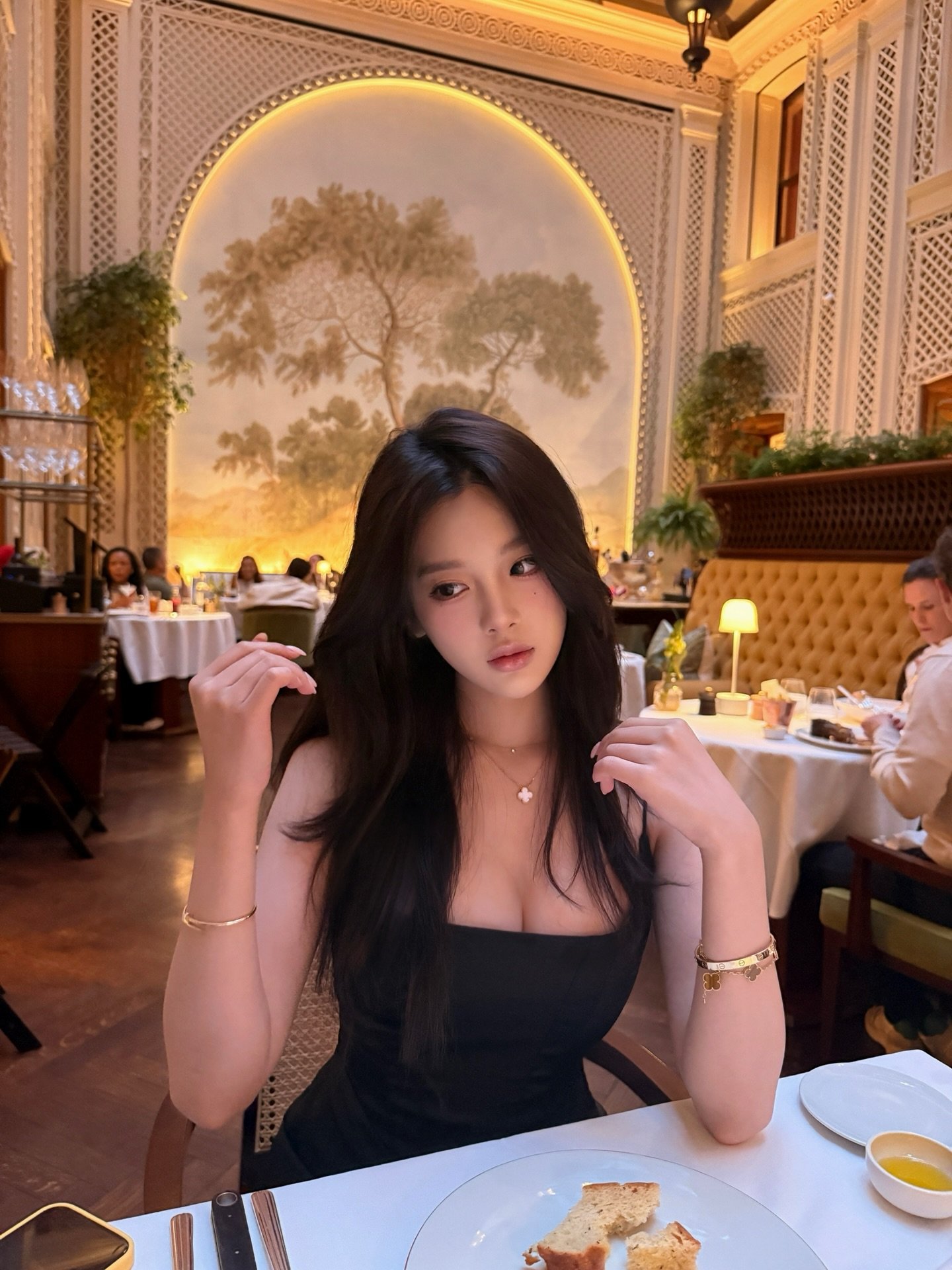 ảnh đại diện gái xinh