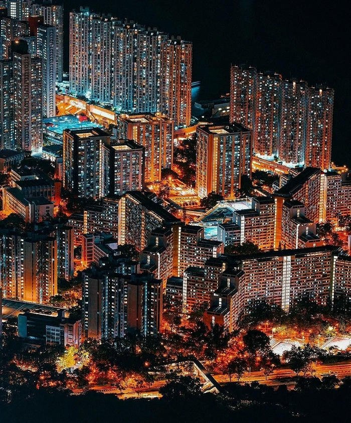 ảnh thành phố về đêm màu đen