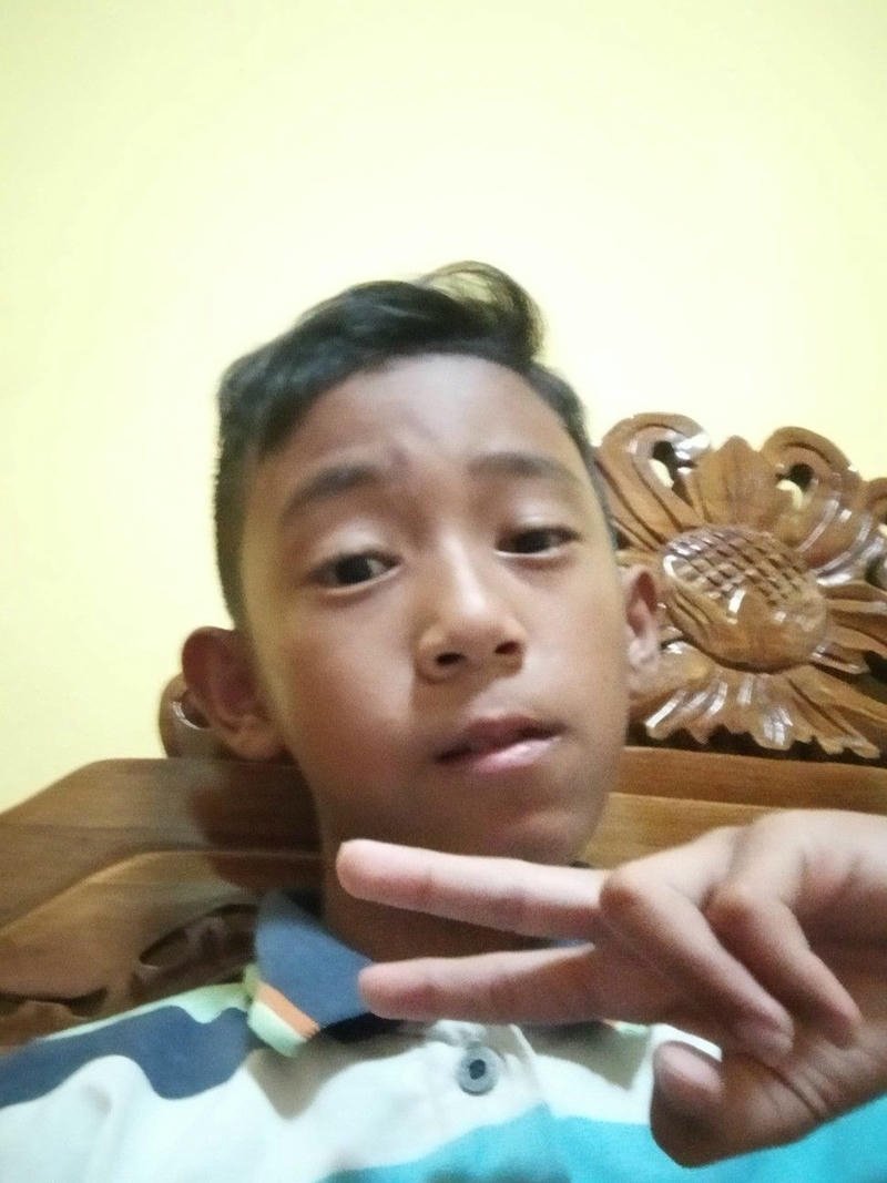 ảnh trẻ trâu hai