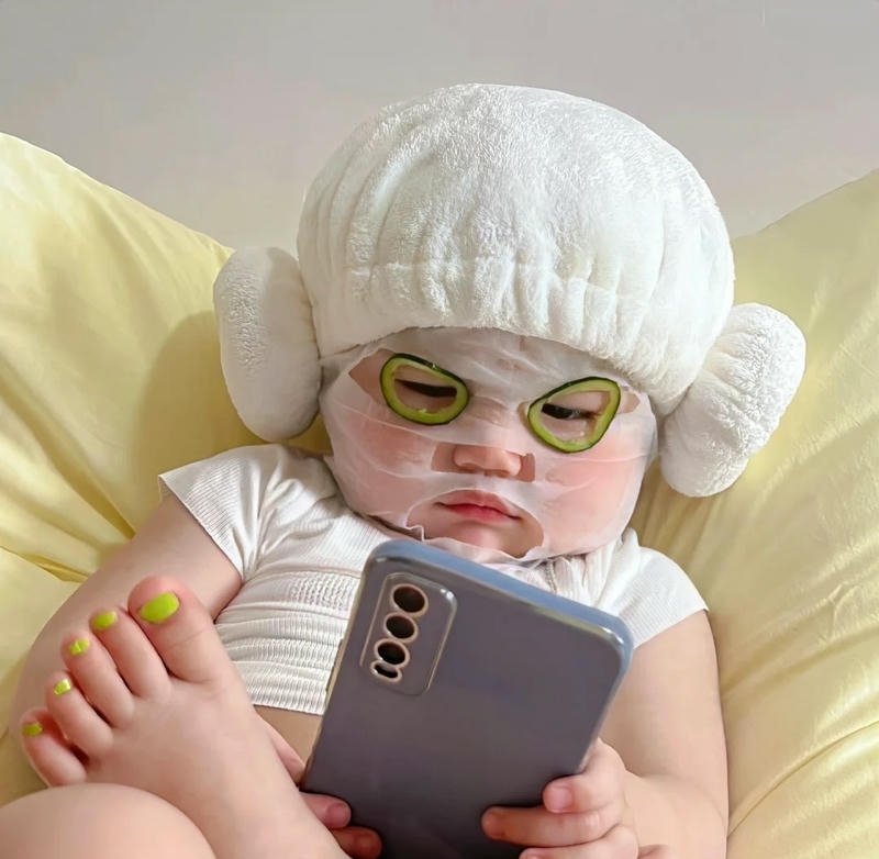 avatar ảnh em bé cute hài