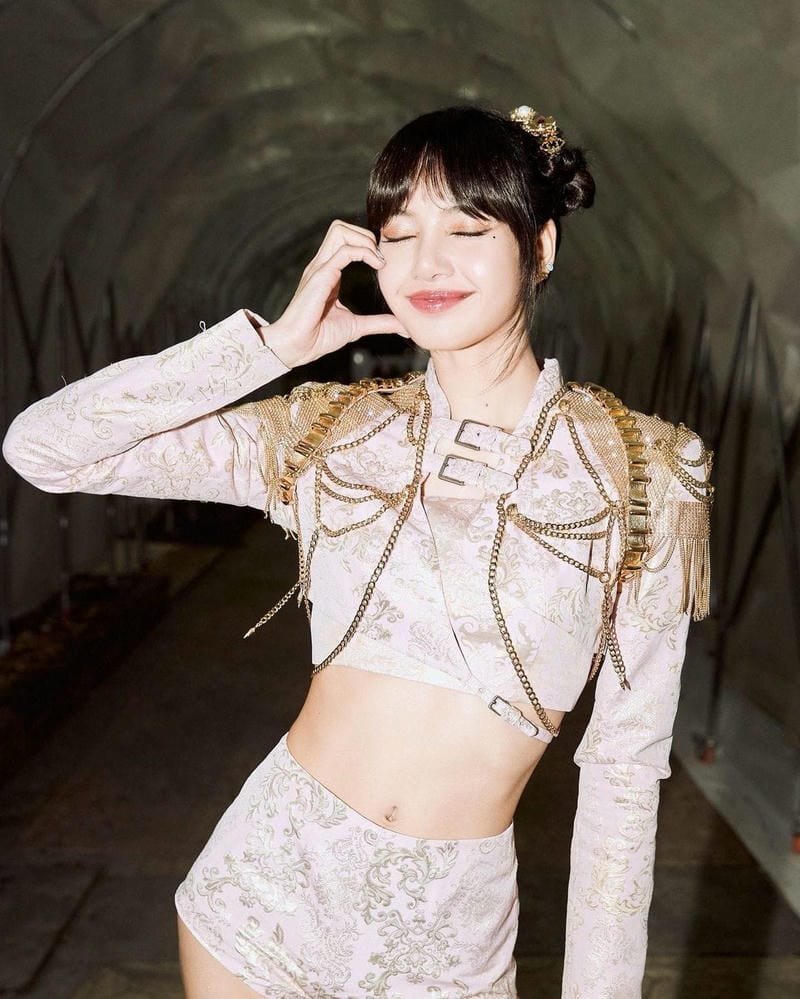 avatar lisa blackpink đáng yêu