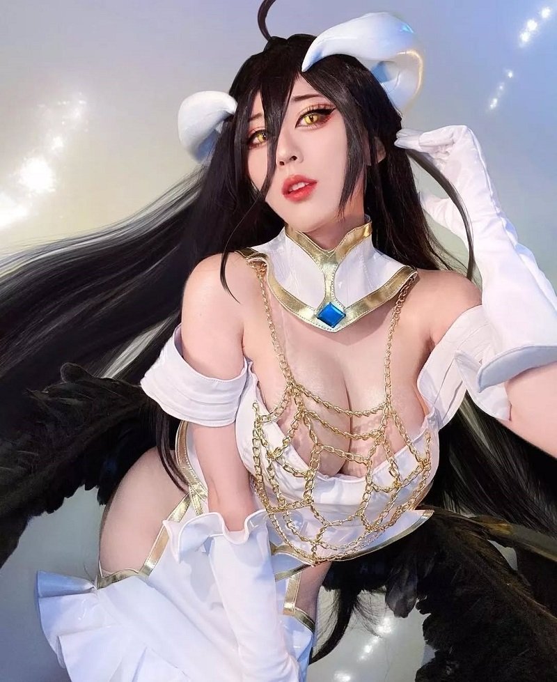 cosplay albedo bán quạt