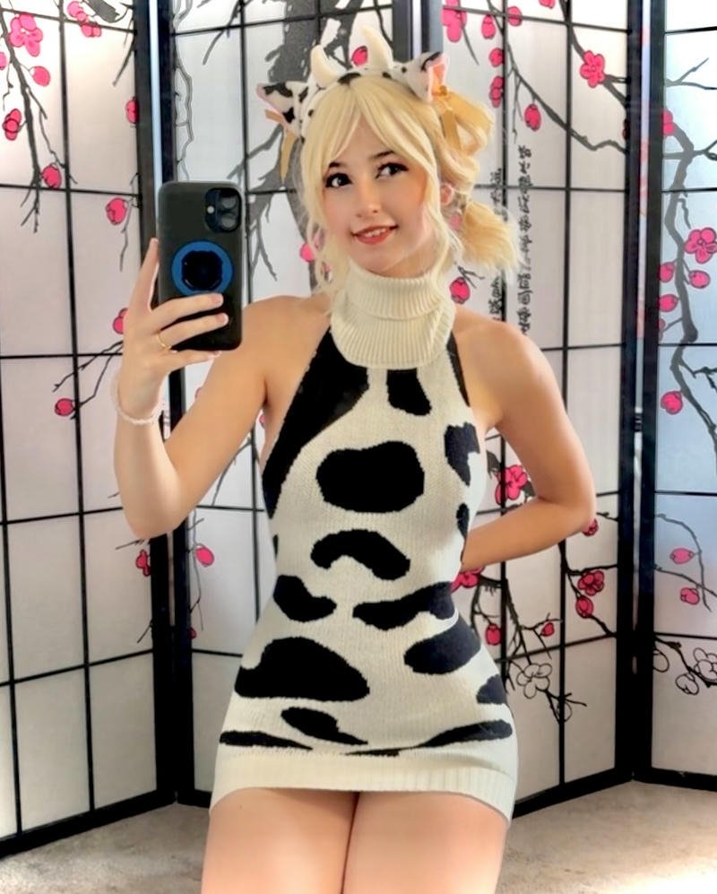 cosplay bò sữa dễ thương