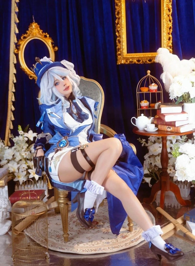 cosplay furina khiêu gơi