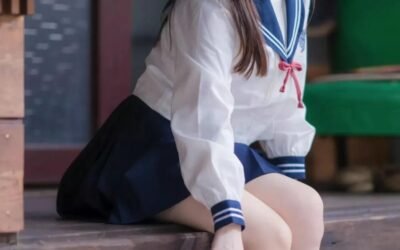 cosplay học sinh dễ thương