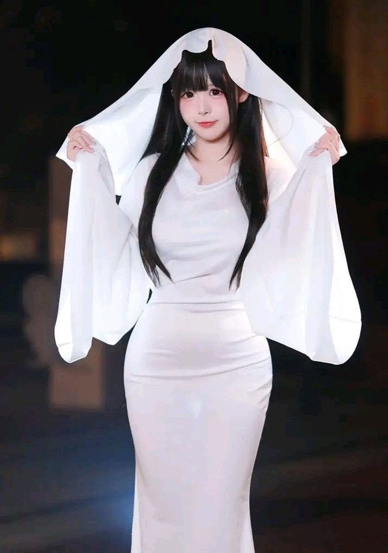 cosplay ma chào hàng