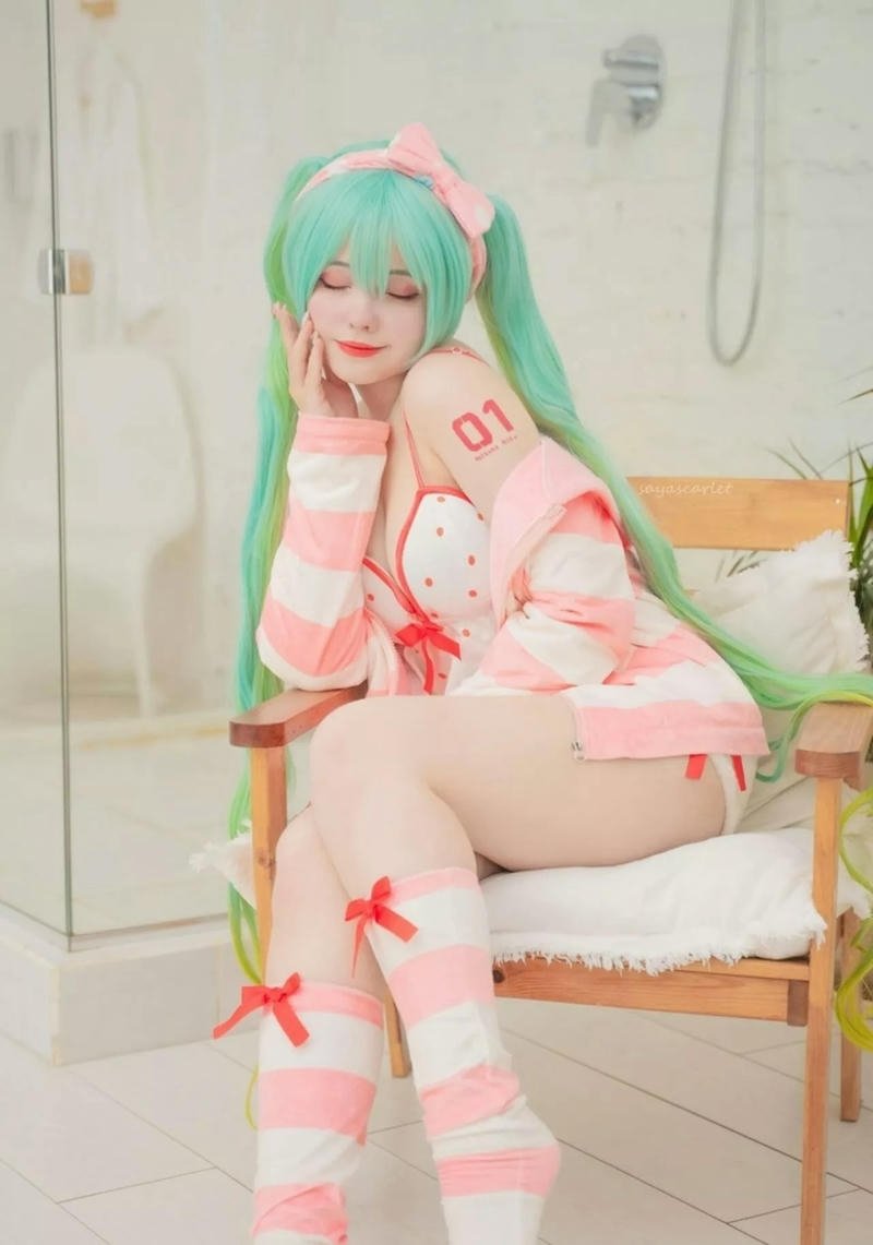 cosplay miku gợi đòn