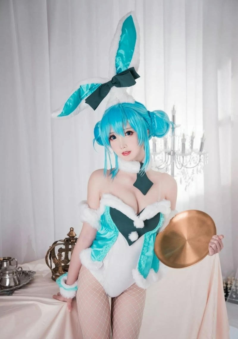 cosplay miku ngọt nước