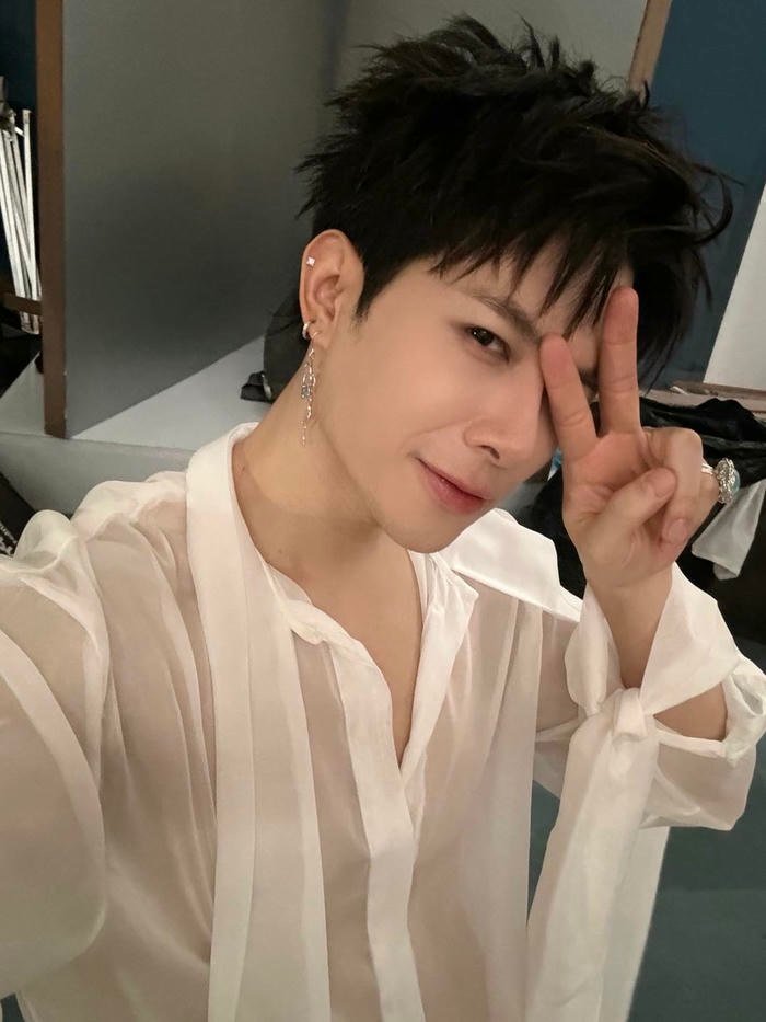 hinh anh anh tú