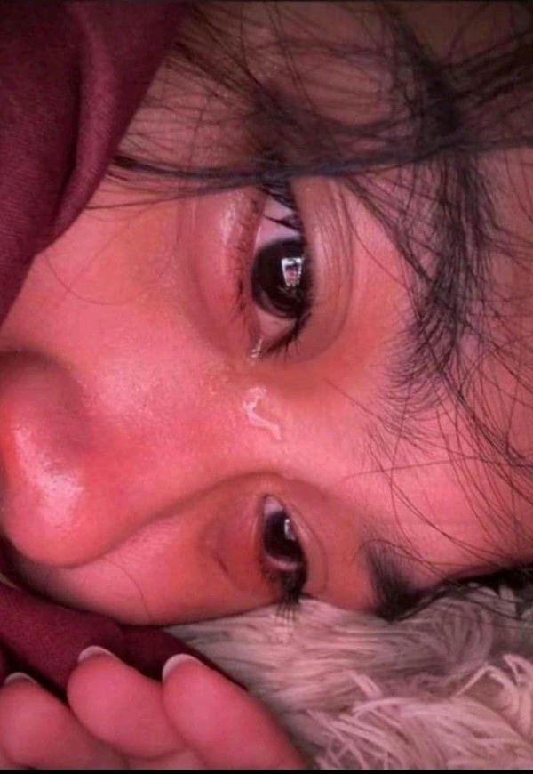 hinh anh khoc