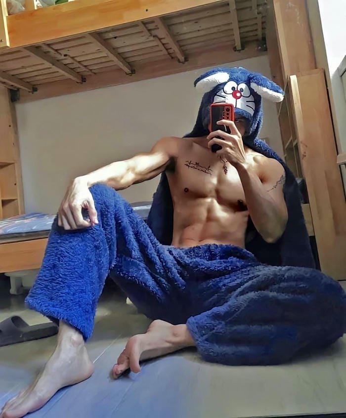 hình ảnh trai sáu múi