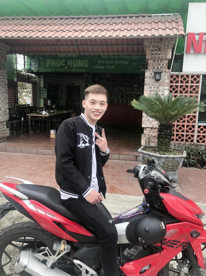 hình boy phố cười