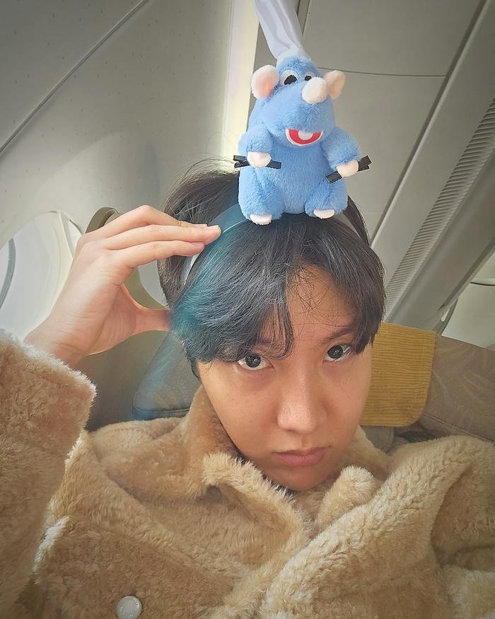 hình jhope cute