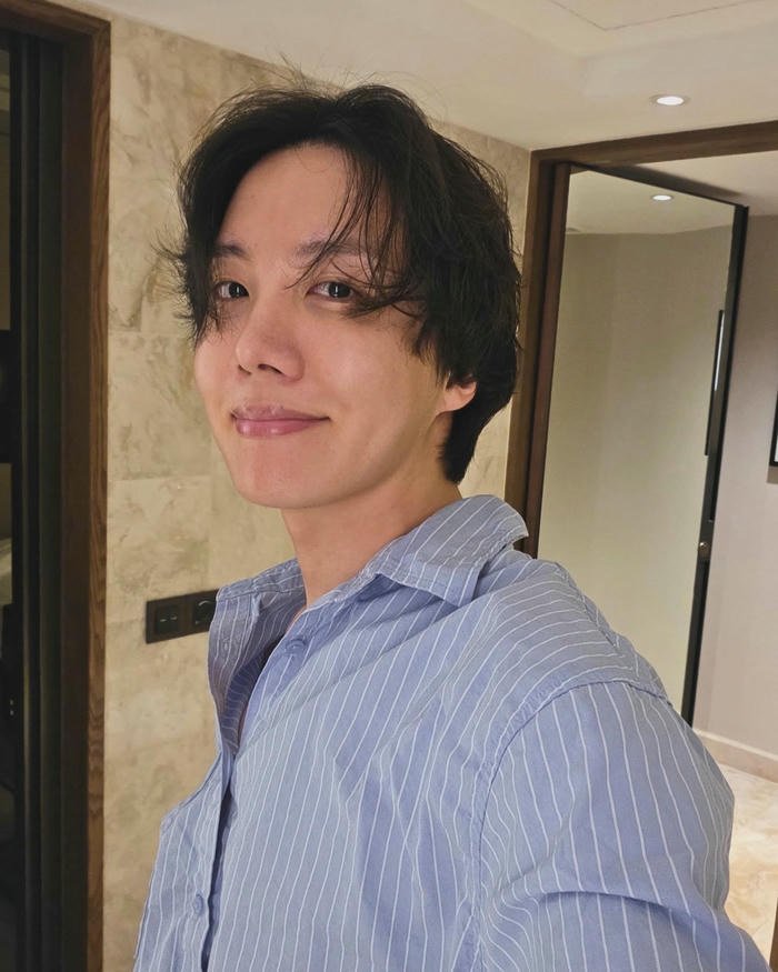 j hope là ai