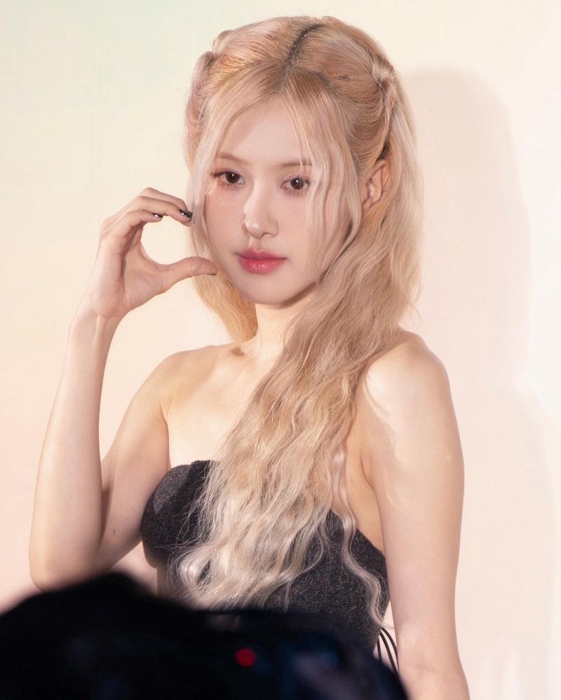 rosé avatar