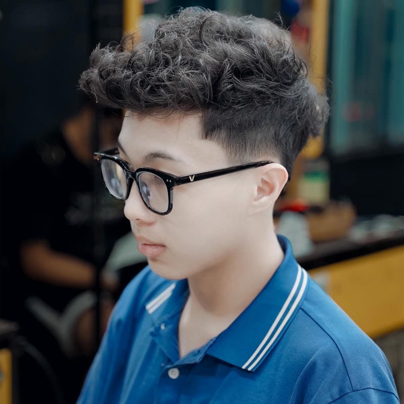 short quiff xoăn