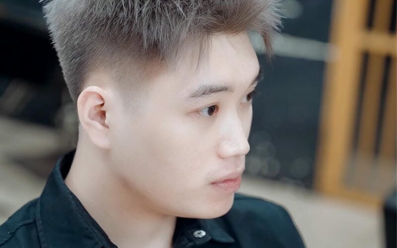 tóc ivy league nhuộm nâu khói