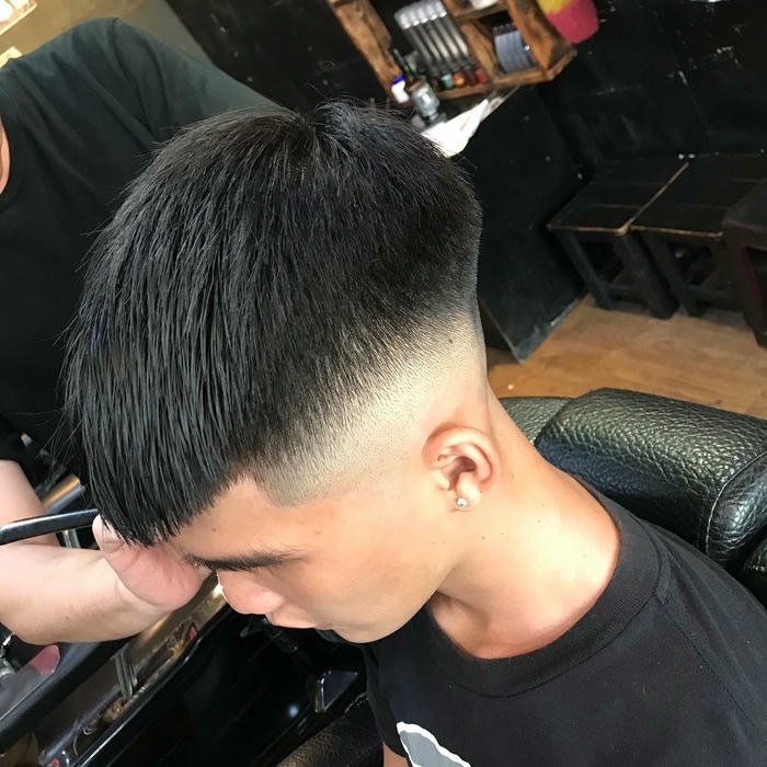 tóc mohican mái ngắn