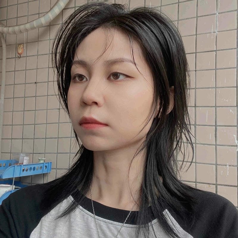 tóc mullet nữ mặt tròn
